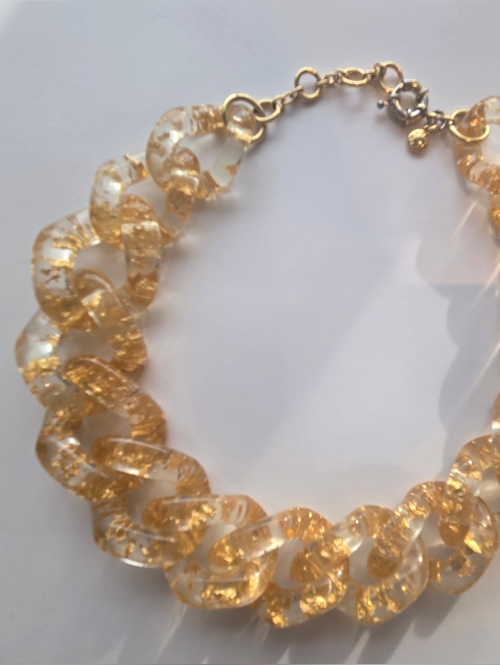 NWOT J Crew Lucite Link Gold Flake Link Necklace